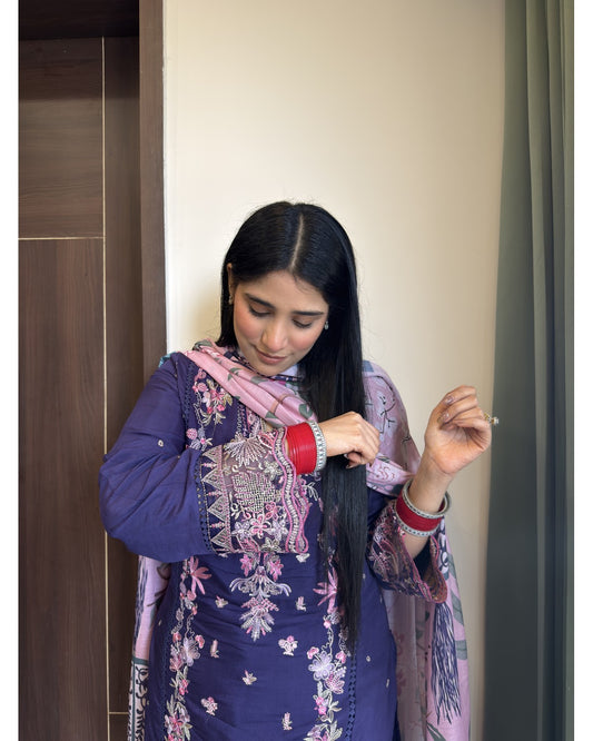 Embroidered Pakistani  Suit Set